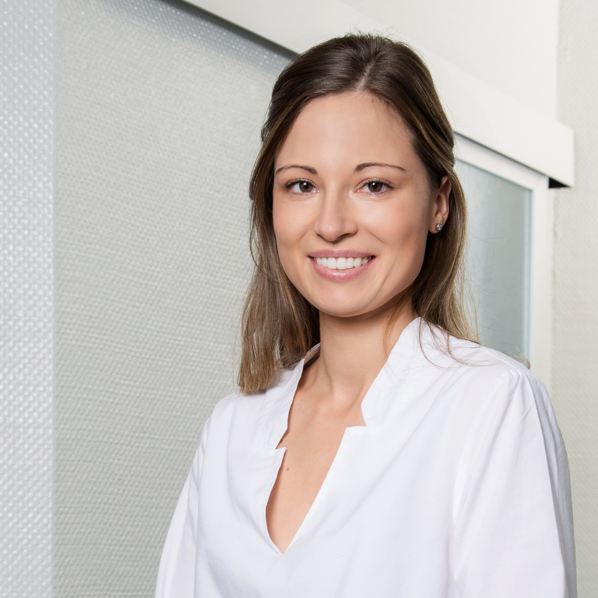 Dr. Isabel Astroh-Bergschneider Dr. Isabell Bergschneider